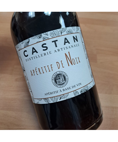 Vin de Noix (apéritif à base de vin) Distillerie Castan
